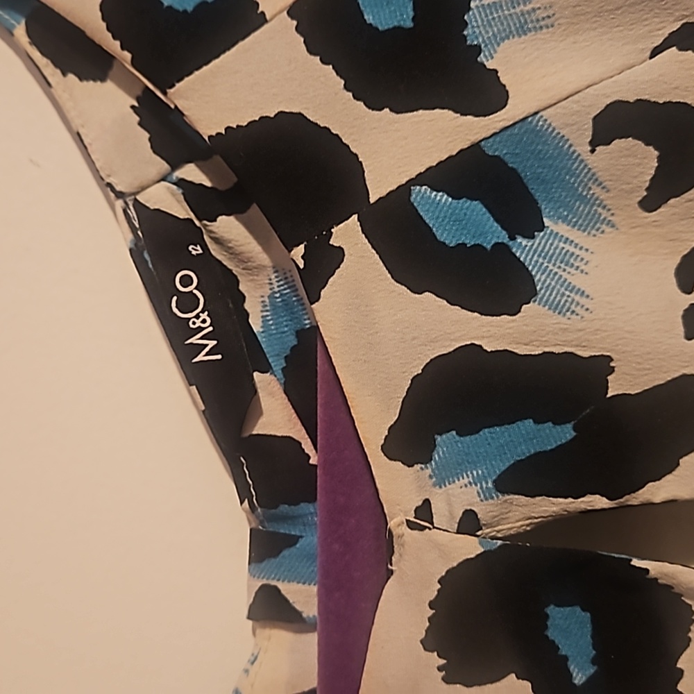 Blouse - Picture 2 of 5
